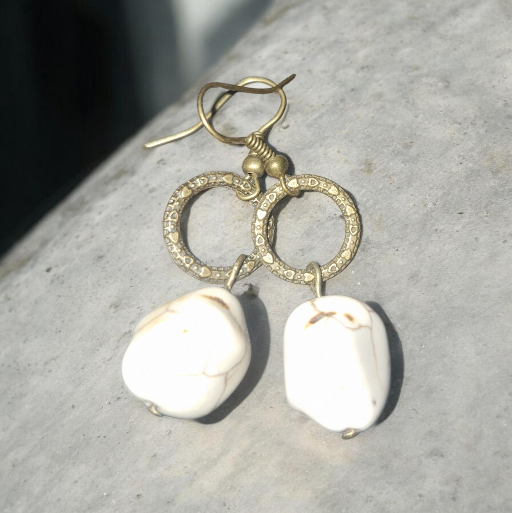 White howlite nugget drop